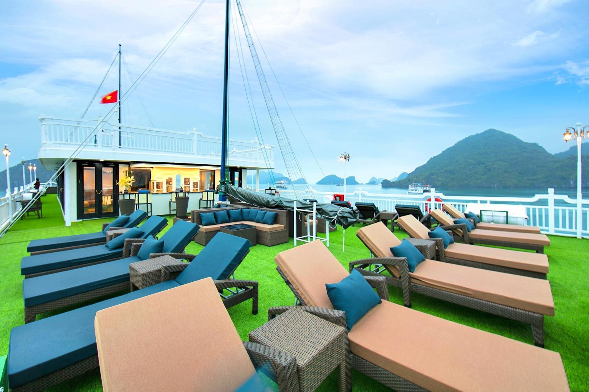 Le Journey Luxury Cruise Hotell Ha Long Exteriör bild